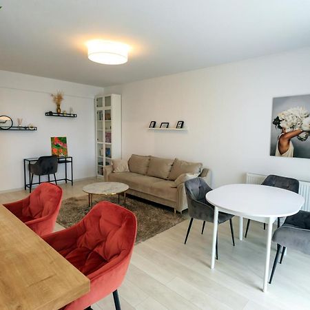 Mmc Apartament Apartment Брашов Екстериор снимка