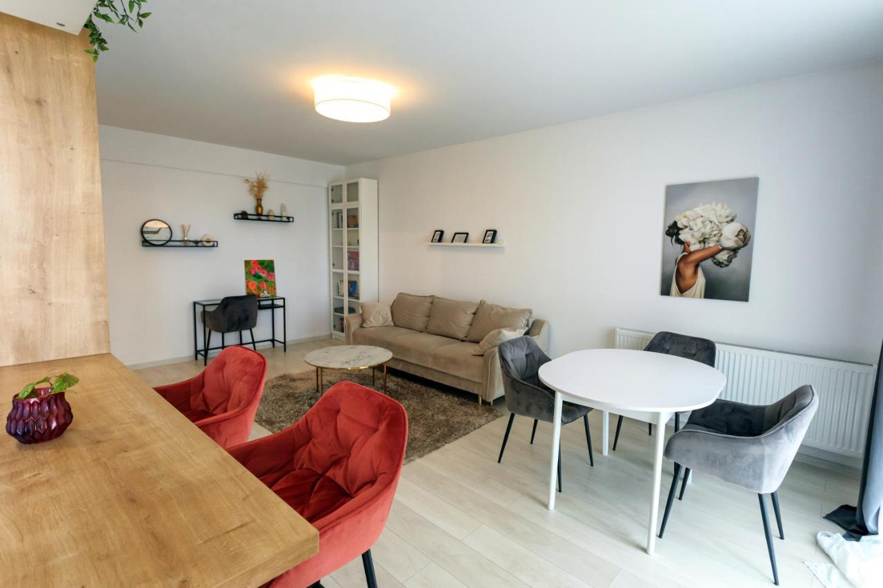 Mmc Apartament Apartment Брашов Екстериор снимка
